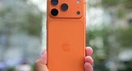 苹果iPhone 18 Pro新增深红色：友商也在打样了