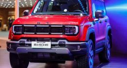 大佬云集、明星扎堆！雷军李想朱华荣同框，吴京聂远武大靖力挺，北京越野展台引爆北京车展