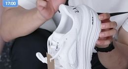 核心产品经理与主播相继离职，跌破21港元的东方甄选如何转型？| 大鱼财经