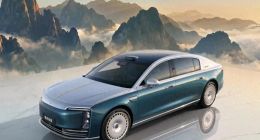 尊界冲向200万一台，江淮汽车市值跌了近4成