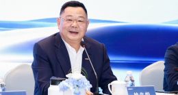 安聪慧接任李书福为吉利汽车董事会主席，落实“一个吉利”做强上市公司