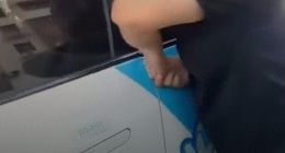 小马智行的Robotaxi 夹到人手指了？