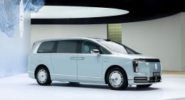 尊界放弃SUV、转交赛力斯？江淮汽车回应了